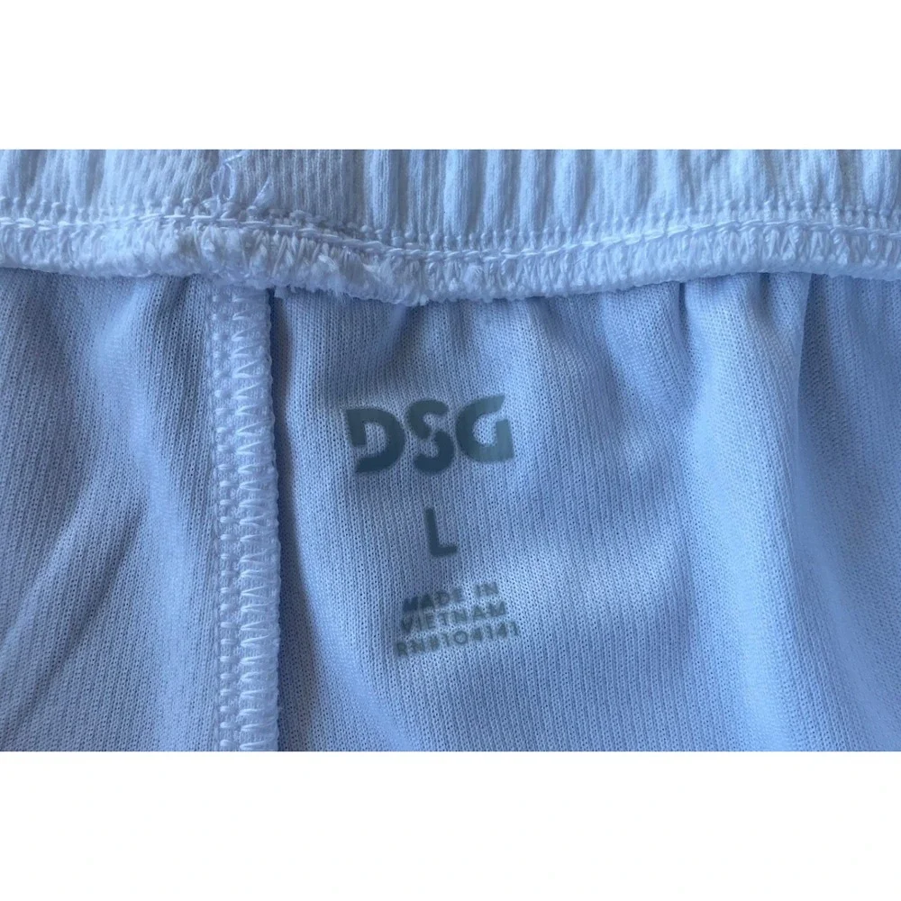 DSG Performance Mid-Rise All Sport Shorts Womens Large Pure White DAW14317 NWT
